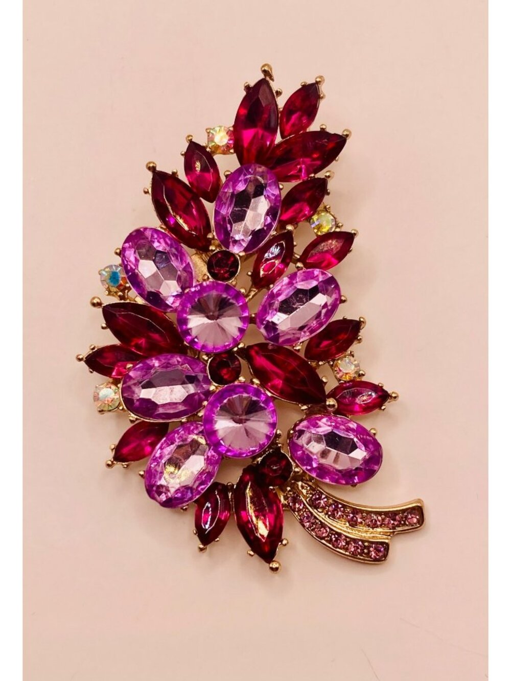 Vintage Style Gold-Tone Brooch Purple Rhinestones Floral Design -18B